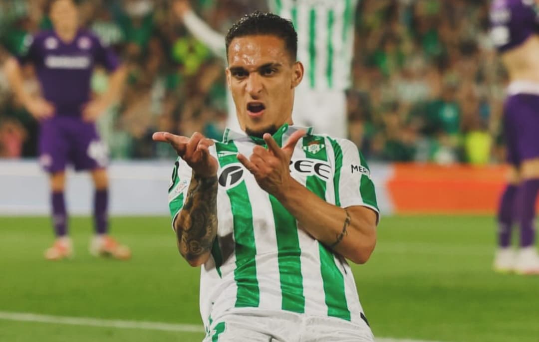 Pesepakbola Anthony