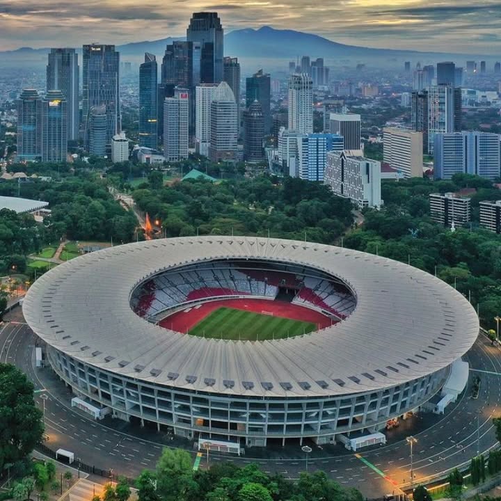 Indonesia punya peluang kuat gantikan Qatar sebagai tuan rumah babak keempat Kualifikasi Piala Dunia Zona Asia.