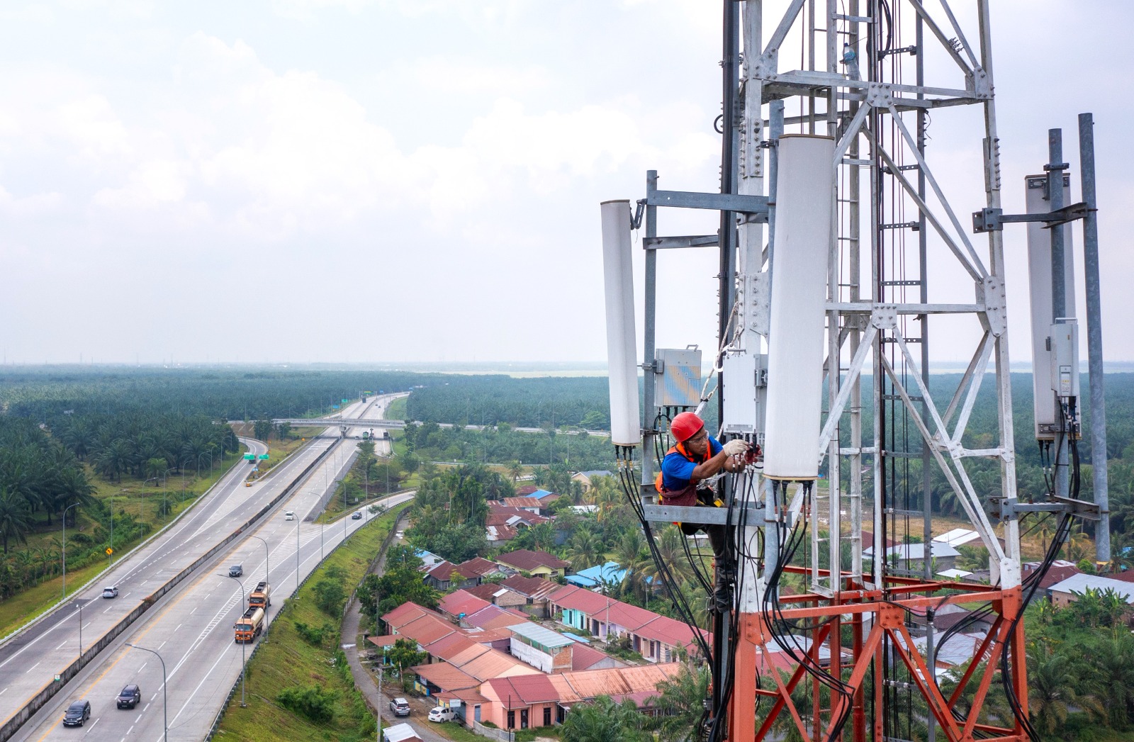 XL Axiata Berhasil Lalui Kuartal Pertama 2025 dengan Pencapaian Kinerja Positif