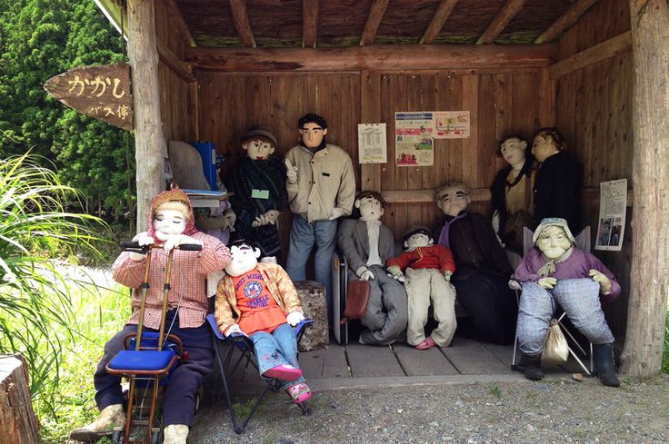 Salah satu rumah warga di Desa Nagoro, Jepang yang berpenghuni boneka.