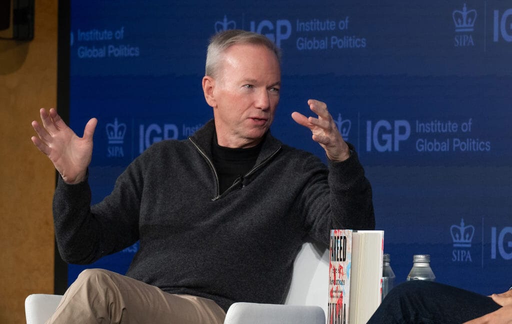 Eric Schmidt Rencanakan Pusat Data di Luar Angkasa
