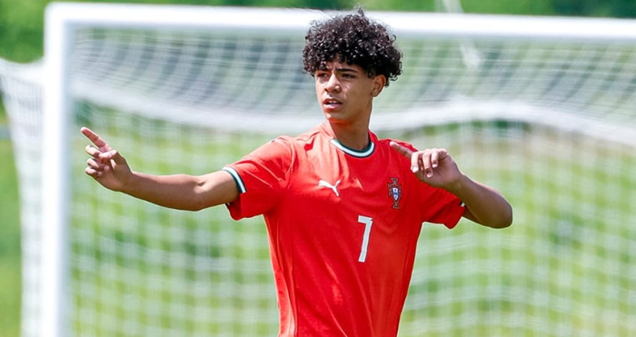 Profil Cristiano Ronaldo Jr yang sudah masuk tim nasional Portugal junior.
