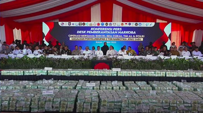 Tangkapan layar dari YT info BNN RI, Sabu yang kurang lebih berbobot 2 ton yang ditampilkan ke publik pada konferensi pers desk pemberantasan narkoba (26/5).