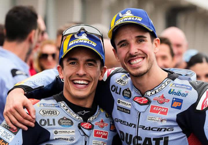 March Marquez dengan Adik nya Alex Marquez