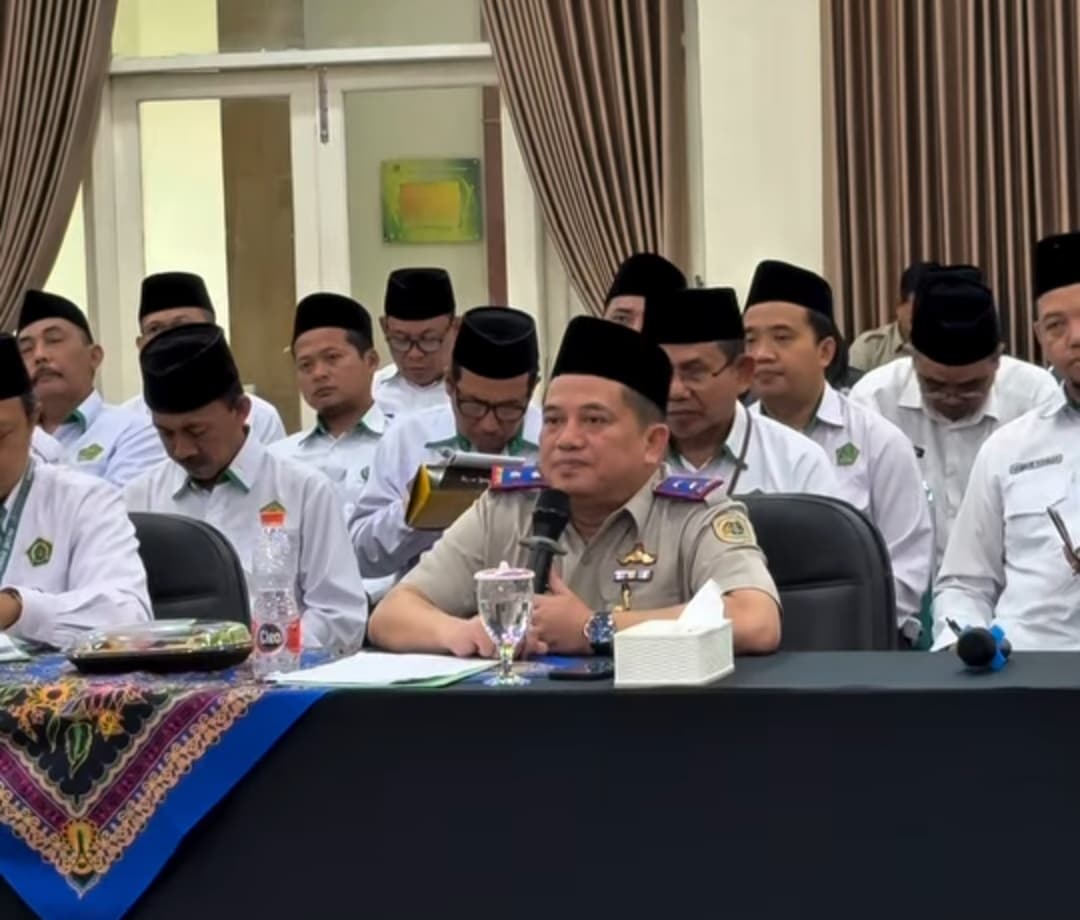 Kanwil BPN Jatim saat rapat koordinasi bersama Kemenag Jatim.