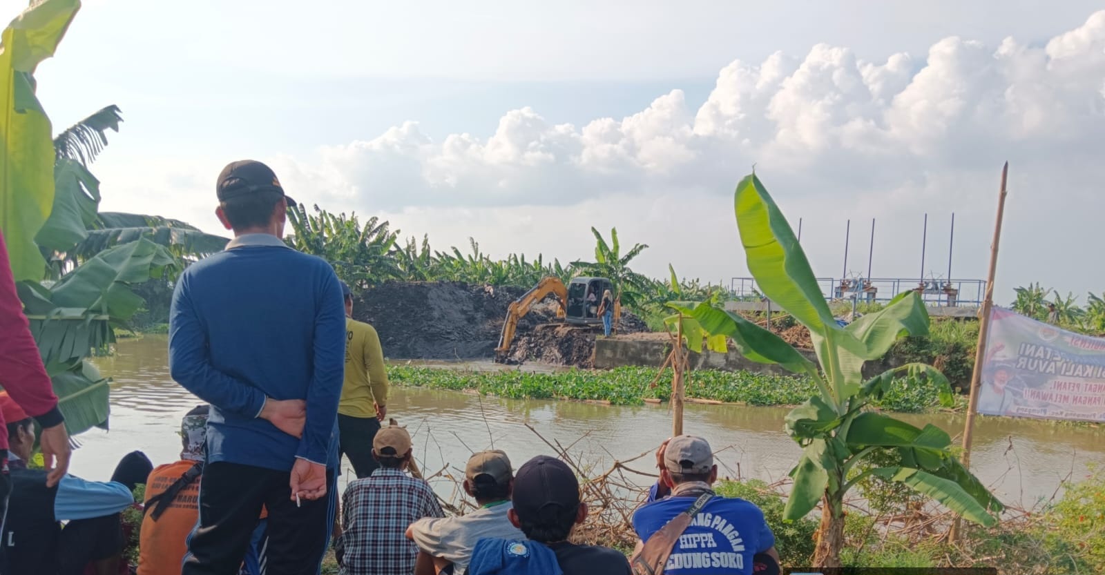 Meski jadwal lelang JRD sudah keluar, paket proyek belum muncul di SPSE Kementerian PU. (RADAR TUBAN)