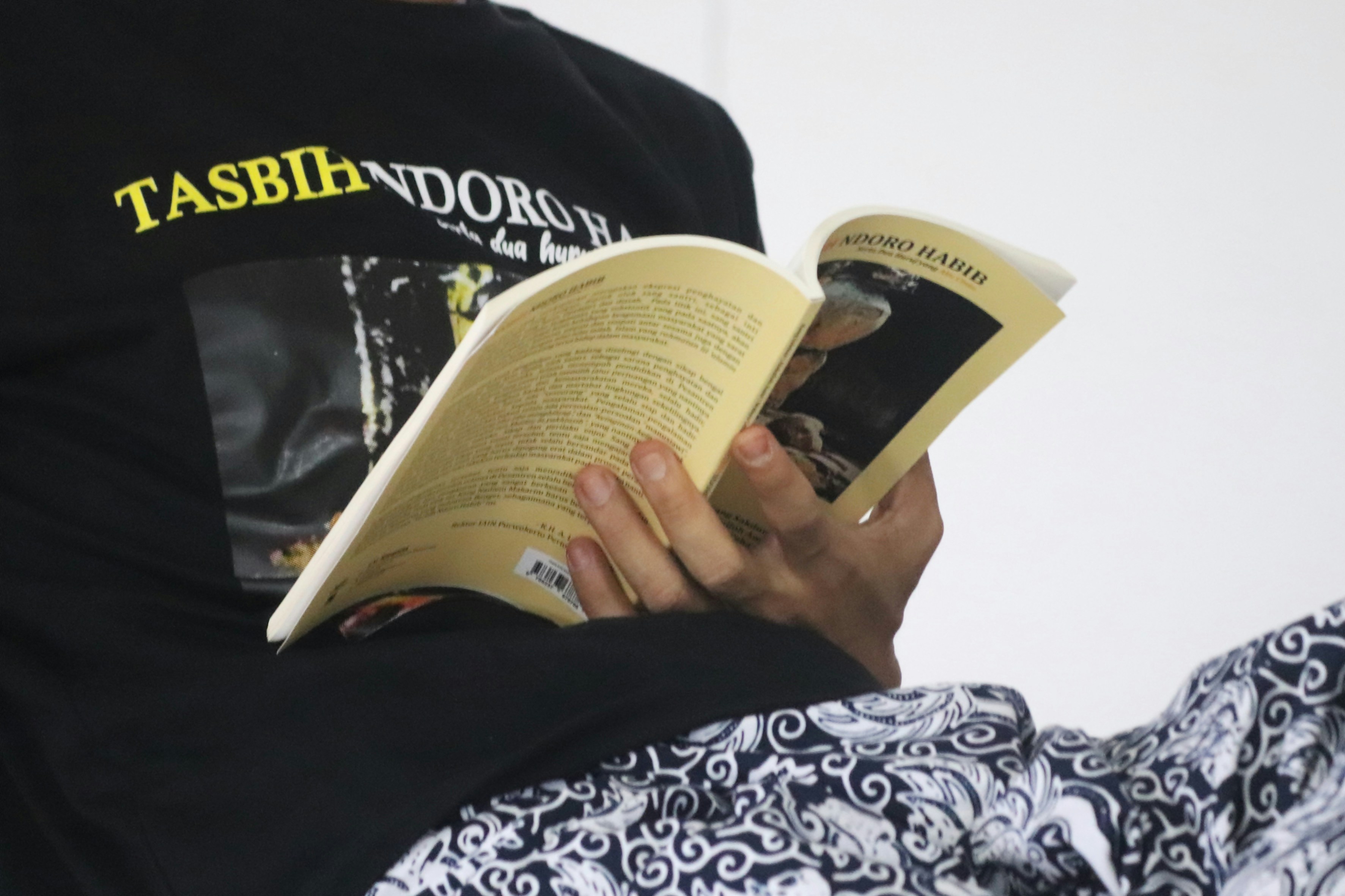 Tips agar kebiasaan membaca buku tidak membosankan