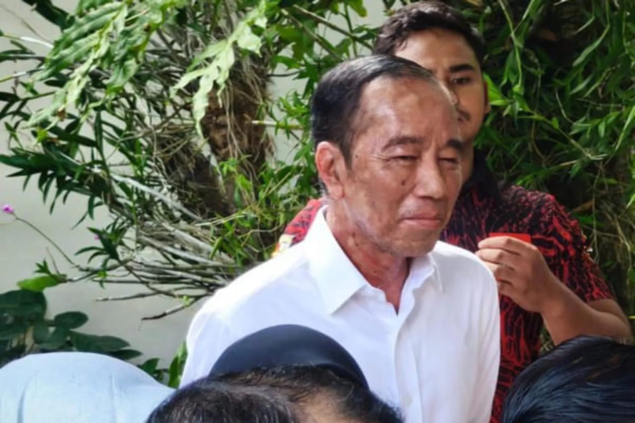 Kondisi kulit Jokowi yang mengalami peradangan setelah kunjungan ke Vatikan