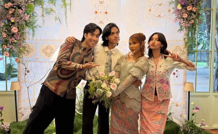 Vidi Aldiano Bagikan Momen Bahagia Lamaran Nadin Amizah dan Faishal Tanjung