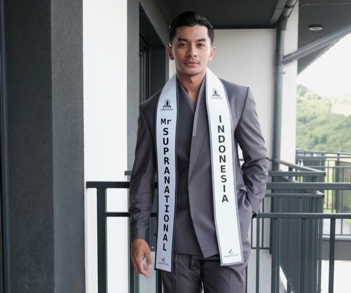 Wakil Indonesia Mustanir Afif masuk Top 10 dan dinobatkan sebagai Mister Supranational Asia 2025.