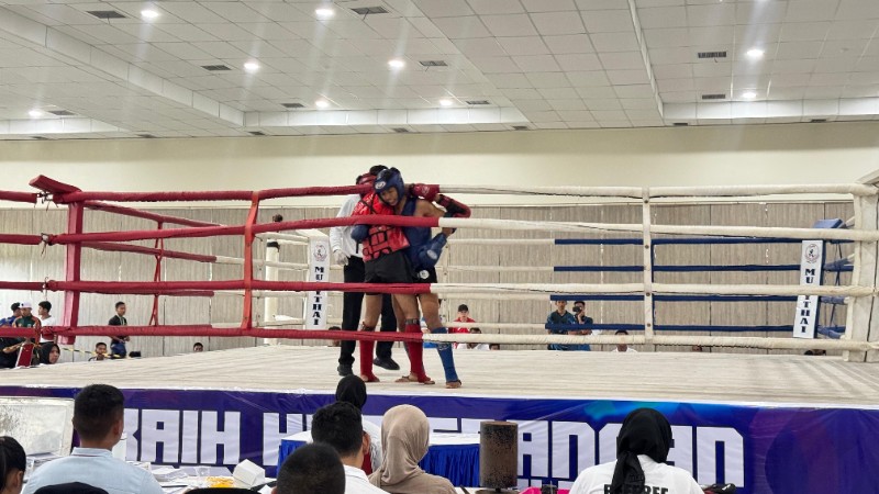 Pertandingan Muaythai pada Porprov Jatim IX di malang, yang menjadi cabor dengan jumlah peserta terbanyak.