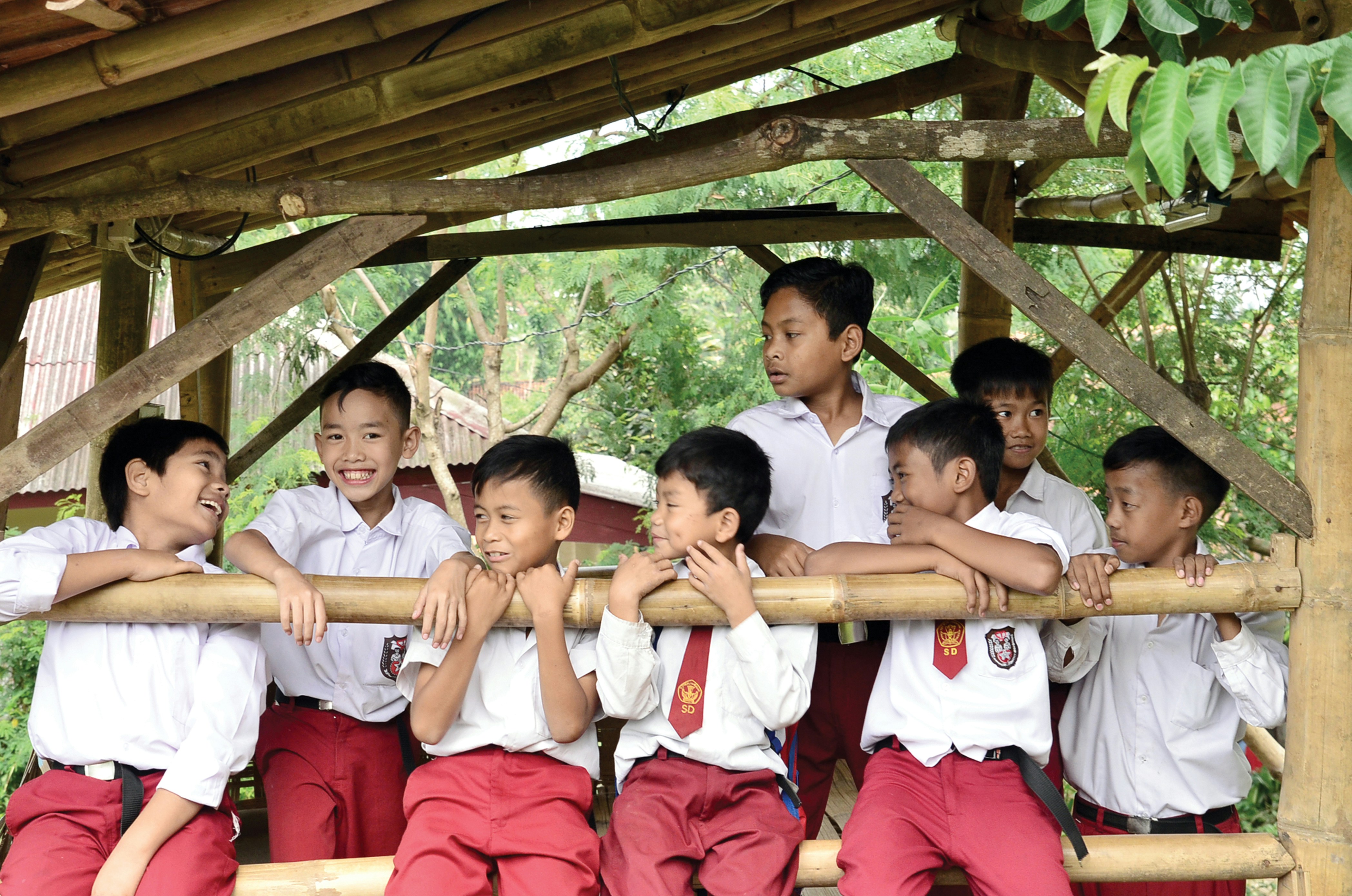 Ilustrasi siswa sekolah dasar dengan prestasi terbaik di Indonesia