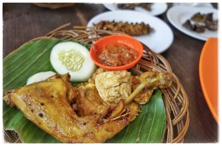 Cara empukkan ayam kampung tanpa presto cukup