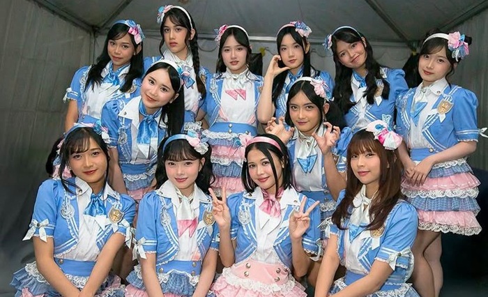 ALL IN TOUR 2025 dimulai! JKT48 tampil memukau di Semarang, bawa lagu hits dan momen hangat bersama penggemar.
