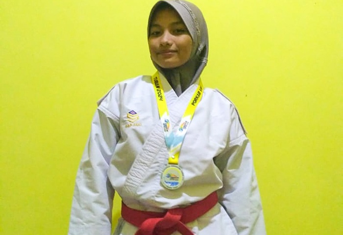 Sesya Fauziyah.