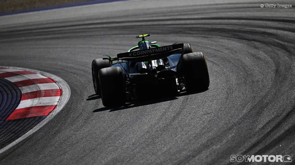 Formula 1 direncanakan akan kembali menggunakan mesin V8