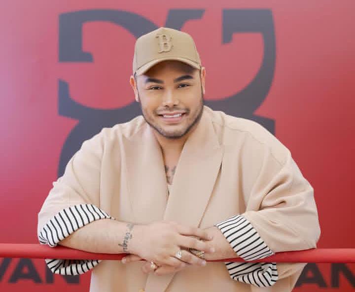 Ivan Gunawan bisa sukses menjadi designer tanpa harus punya gelar