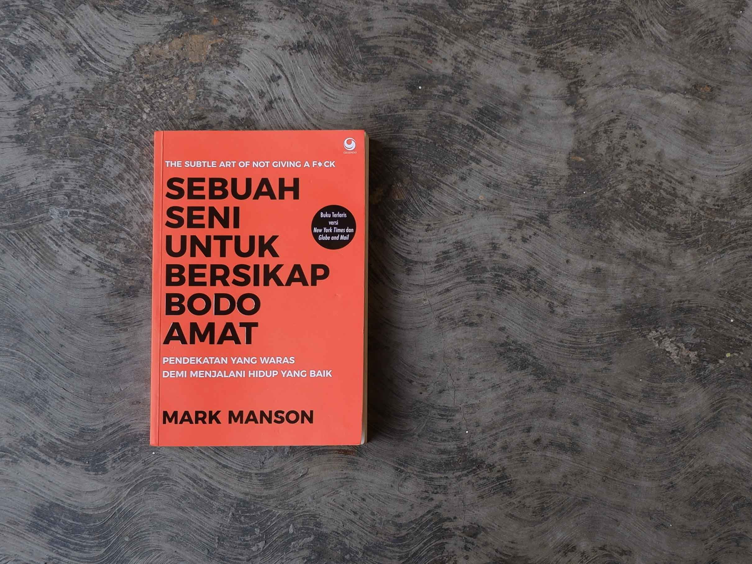 Temukan cara Gen Z meromantisasi hidup untuk melawan tekanan zaman dan menikmati momen kecil dengan penuh makna.