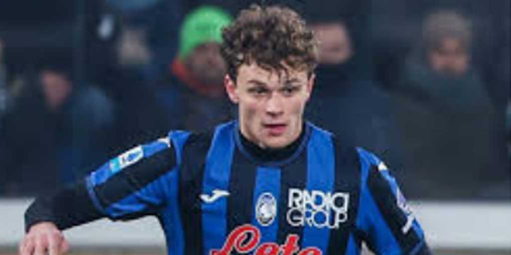Giorgio Scalvini dikabarkan digaet AC Milan untuk perkuat lini belakang di laga musim panas 2025.