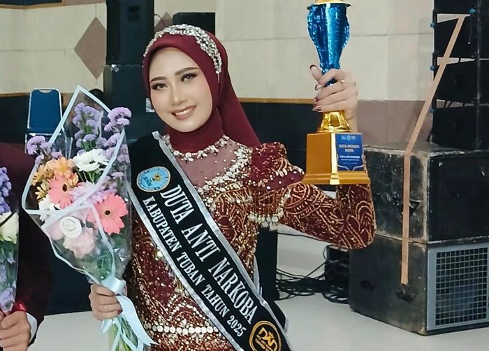 Dela Nur Syah Putri
