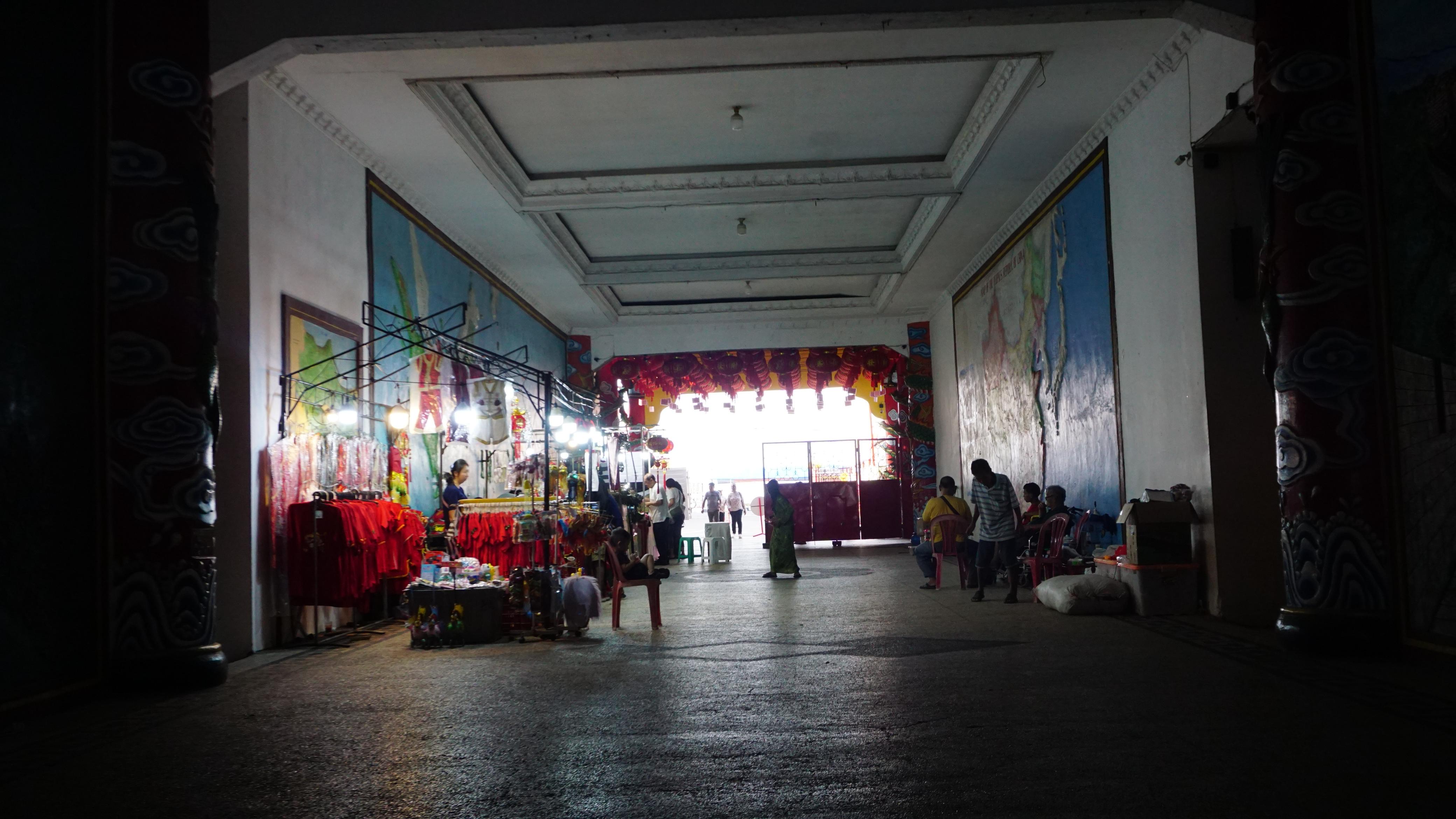 TITD Kwan Sing Bio Tuban rayakan HUT Kongco Kwan Sing Tee Koen ke-1865.