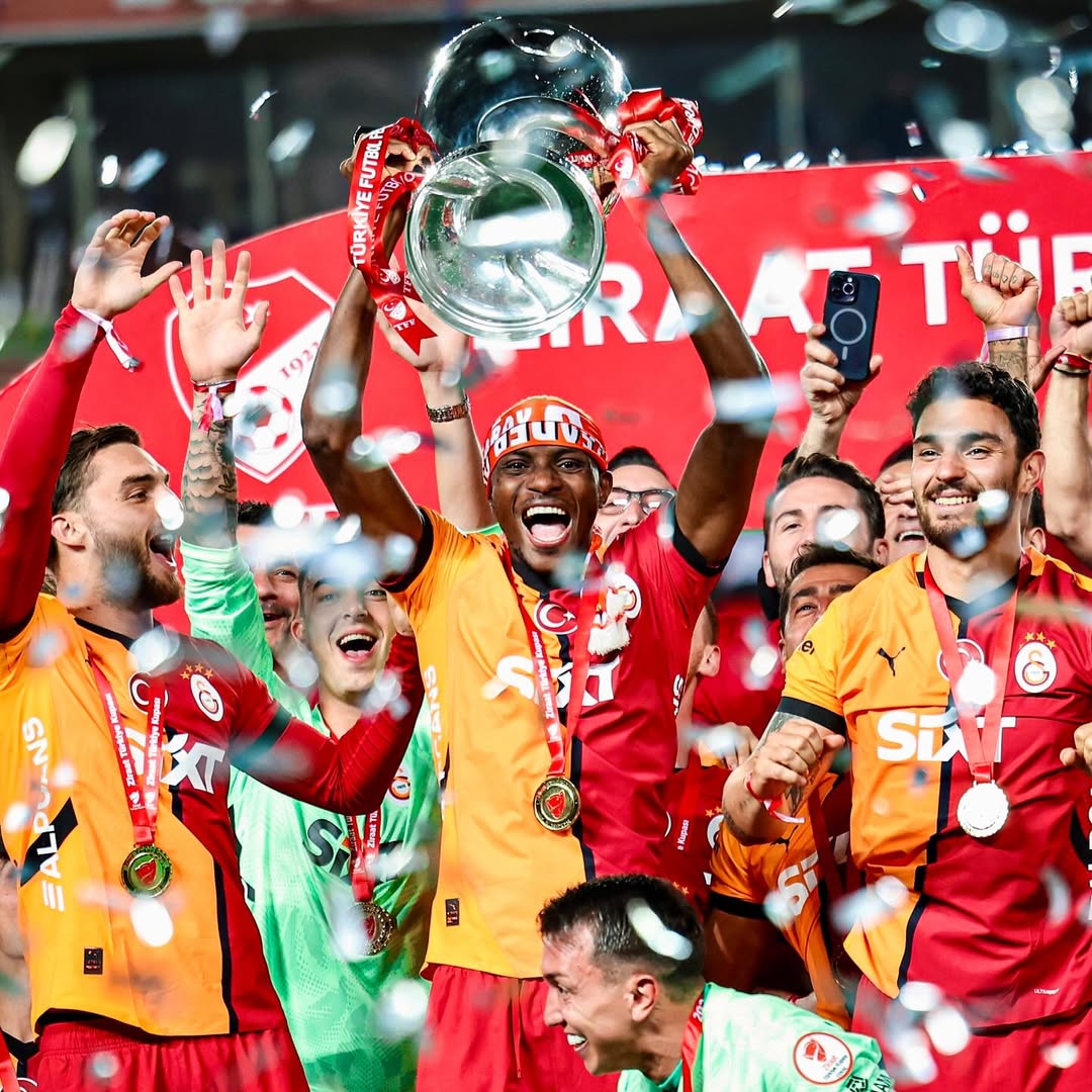 Napoli cegah Galatasaray jual Osimhen ke Juventus lewat klausul &euro;75 juta