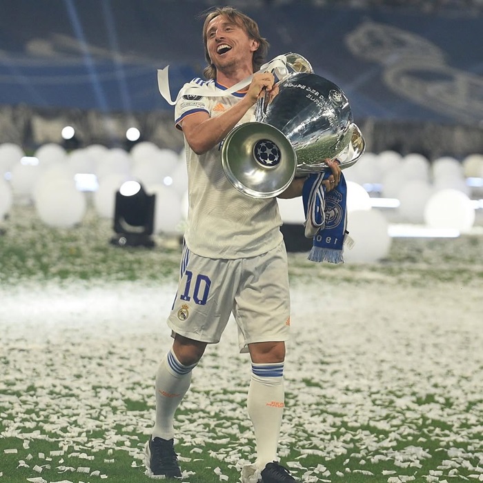 Luka Modric resmi gabung AC Milan