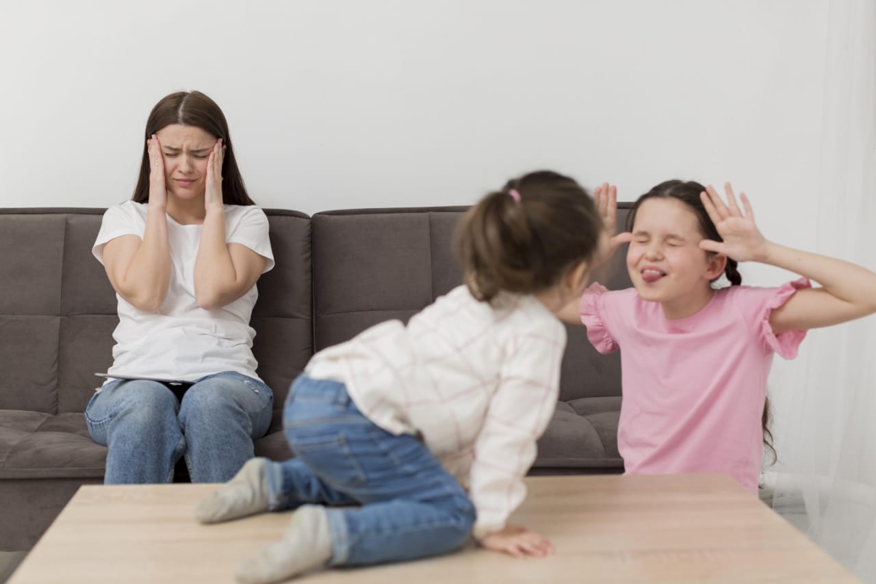 Tantrum adalah sinyal emosi yang belum bisa diungkapkan.