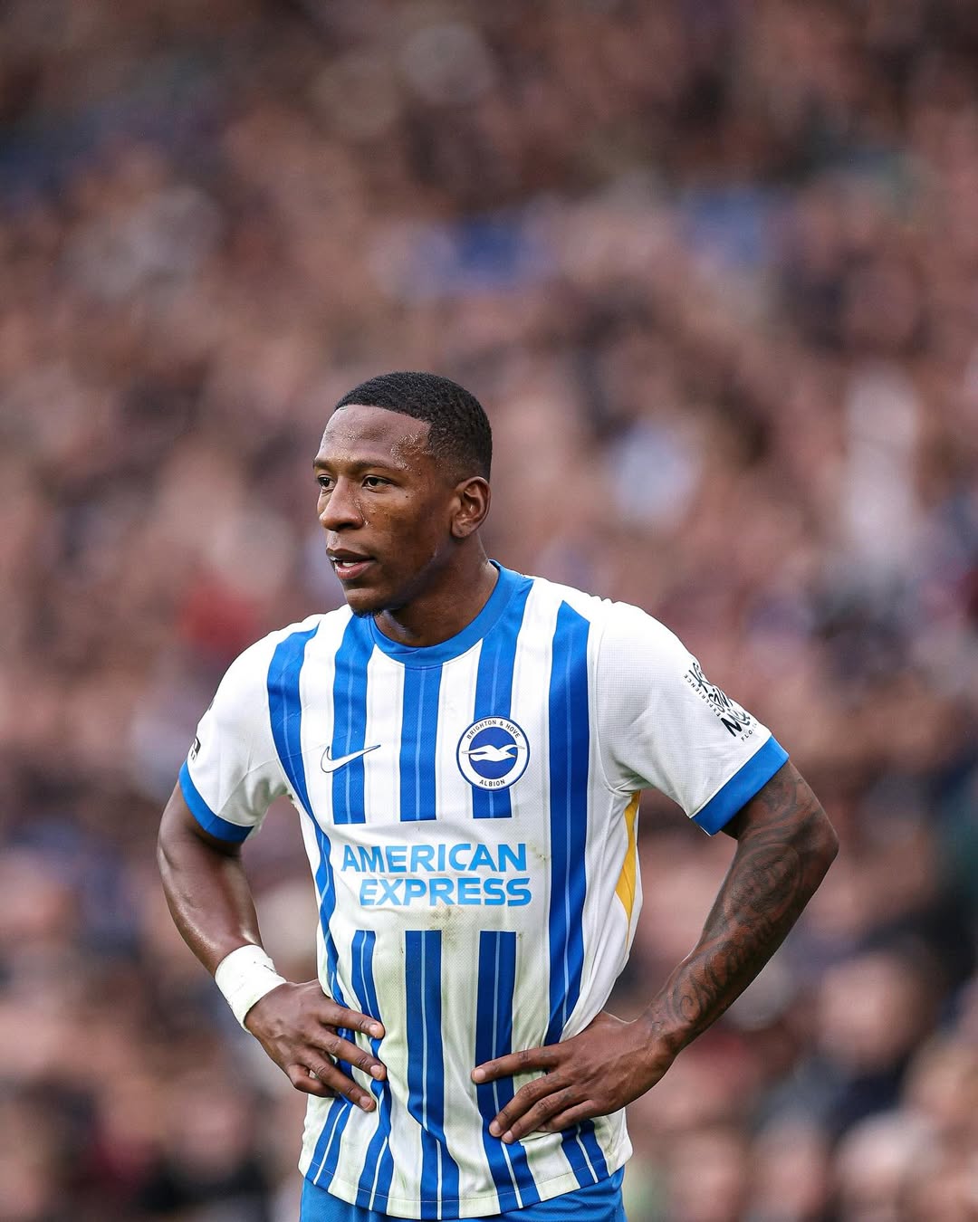 AC Milan rekrut Estupi&ntilde;&aacute;n dengan harga miring &euro;17 juta dari Brighton