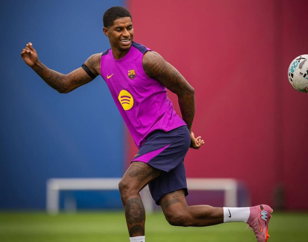 Latihan perdana Marcus Rashford bersama Barcelona.