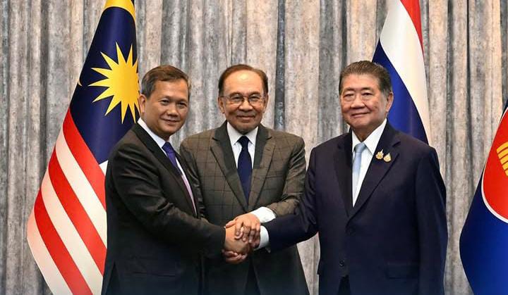 Persetujuan gencatan senjata Kamboja dan Thailand mulai minggu malam.