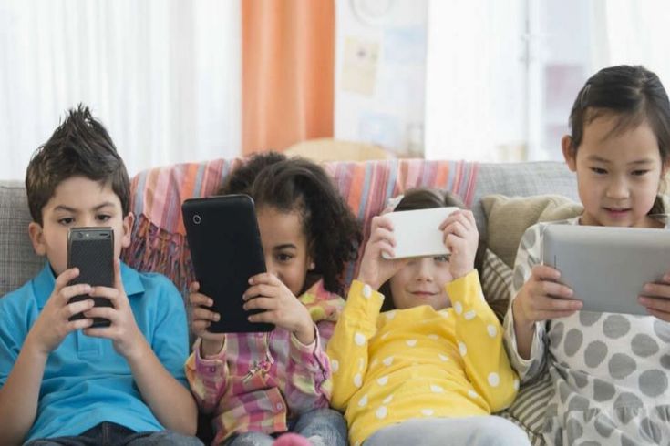 Konsumsi konten tidak bermanfaat berlebihan picu brain rot