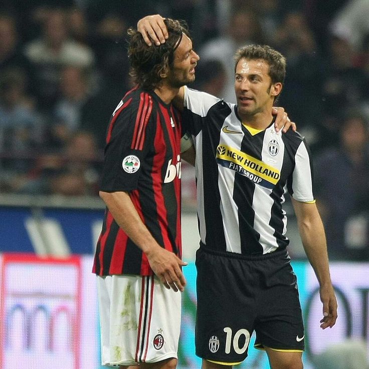 Momen Langka Del Piero Sentuh Kepala Pablo Maldini