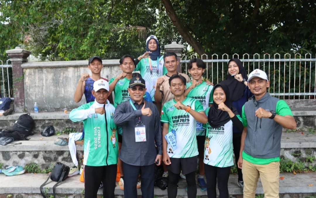 Inorga FONI Jatim yang berlaga di Fornas VIII NTB 2025 didampingi Ketua Kormi Jatim Hudiyono.