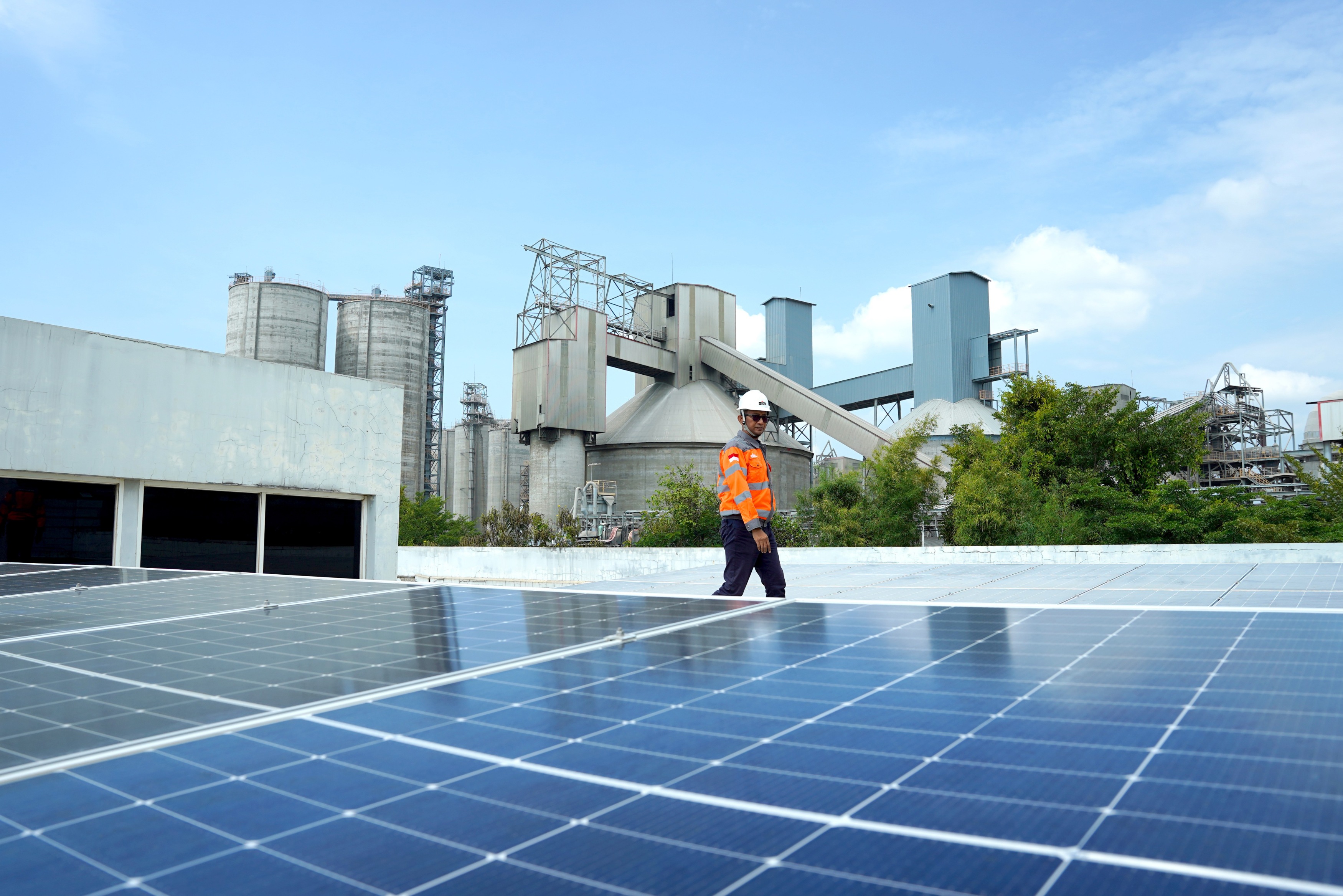 SIG catat laba bersih Rp 40 miliar pada semester I 2025