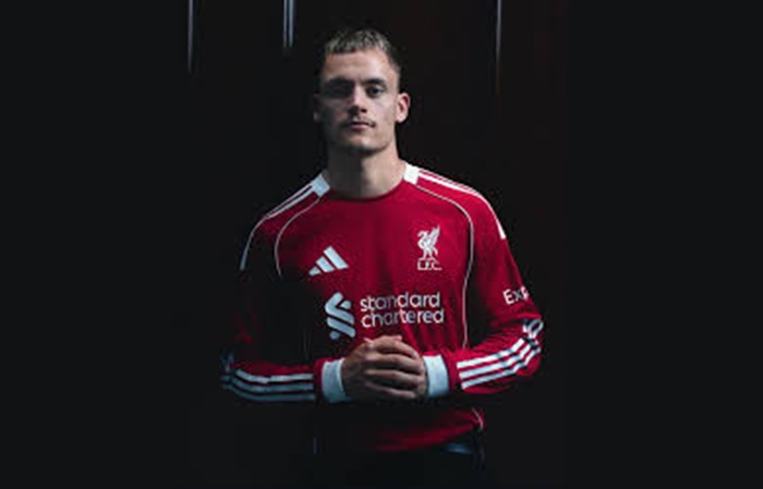Diboyong dari Leverkusen seharga &pound;116 juta, Florian Wirtz langsung diberi nomor keramat 7 di Liverpool.