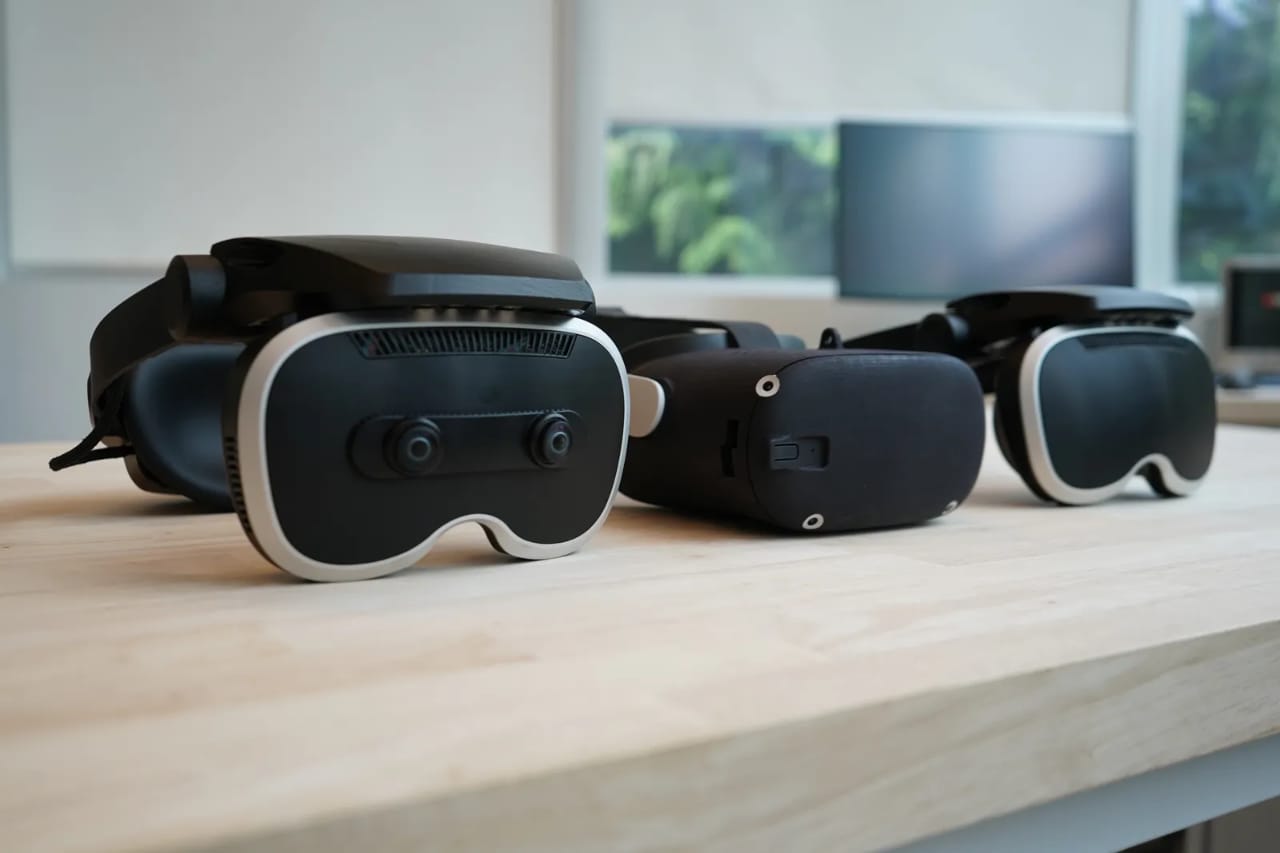 Sejumlah perangkat VR baru yang dipamerkan oleh Meta