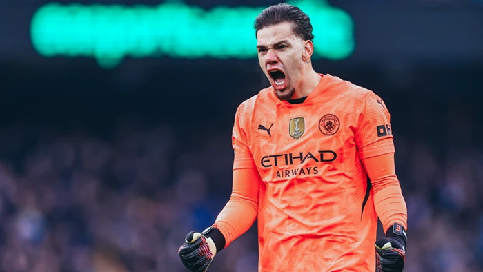 Galatasaray siap datangkan Ederson dari Manchester City demi ambisi di Liga Champions musim depan.