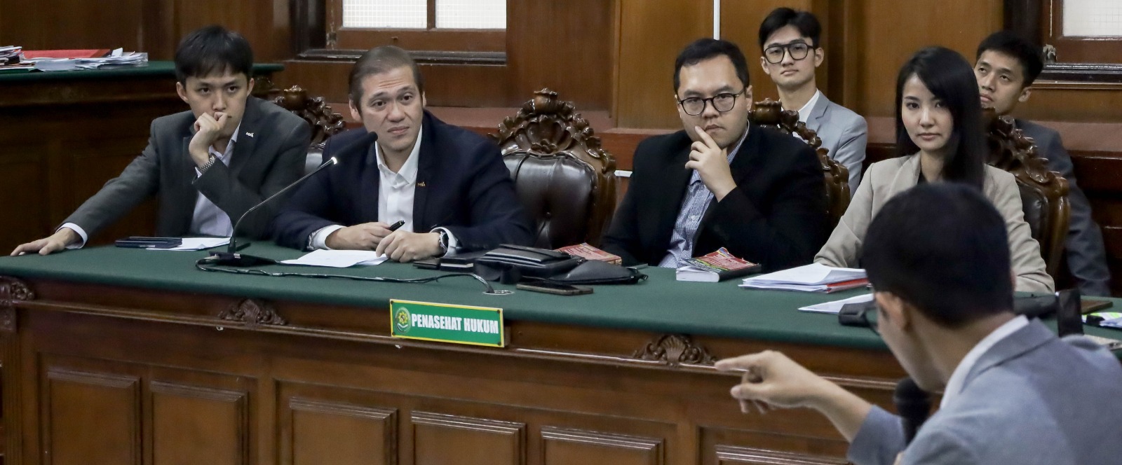 Suasana sidang gugatan Nany Wijaya terkait kepemilikan saham PT DNP di Pengadilan Negeri Surabaya pada Rabu (13/8)