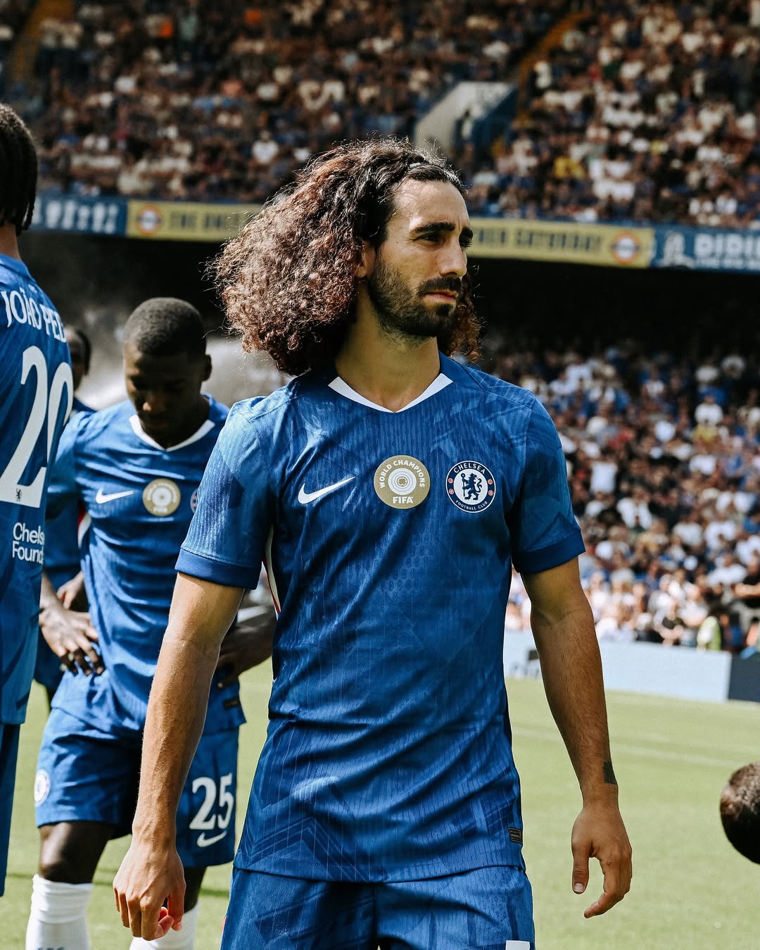 Marc Cucurella tetap di Chelsea usai perpanjang kontrak