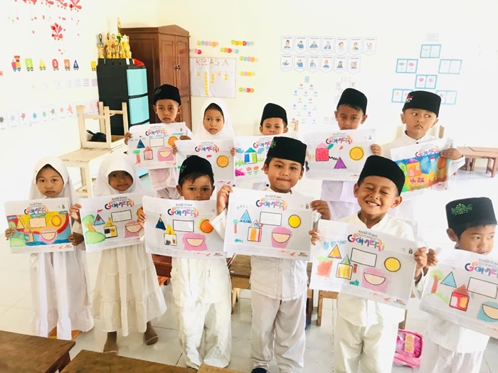 PC IGRA Semanding menyelenggarakan seleksi   Festival Menggambar dan Mewarnai dari Bentuk Geometri 2025 pada  12 lembaganya, Sabtu (16/8)