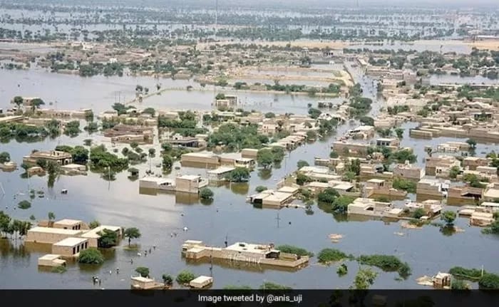 Kondisi Pakistan ketika dilanda banjir bandang