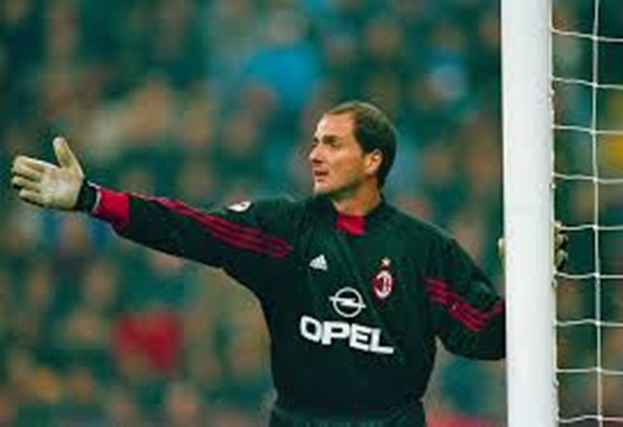 Kisah Sebastiano Rossi, kiper legendaris AC Milan yang dikenal tangguh, temperamental, namun jadi tembok hidup Rossoneri di era keemasan.