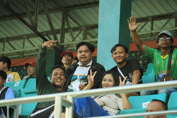 Suporter Persatu di Stadion Letjend H. Soedirman Bojonegoro dalam laga Liga 3 2023 lalu.