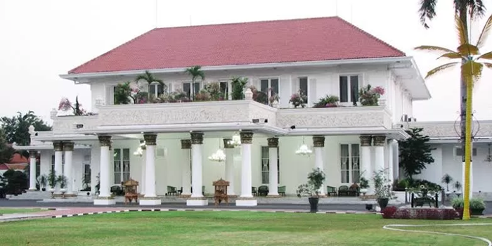 Gedung Negara Grahadi