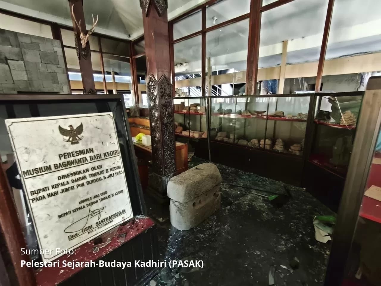 Museum Bagawanta Bhari Kediri terkena dampak kericuhan demo pada Sabtu (30/8)