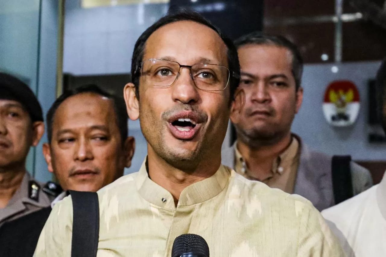 Mantan Mendikbudristek era Jokowi, Nadiem Makarim ditetapkan sebagai tersangka kasus pengadaan laptop Chromebook Google hari ini Kamis (4/9)