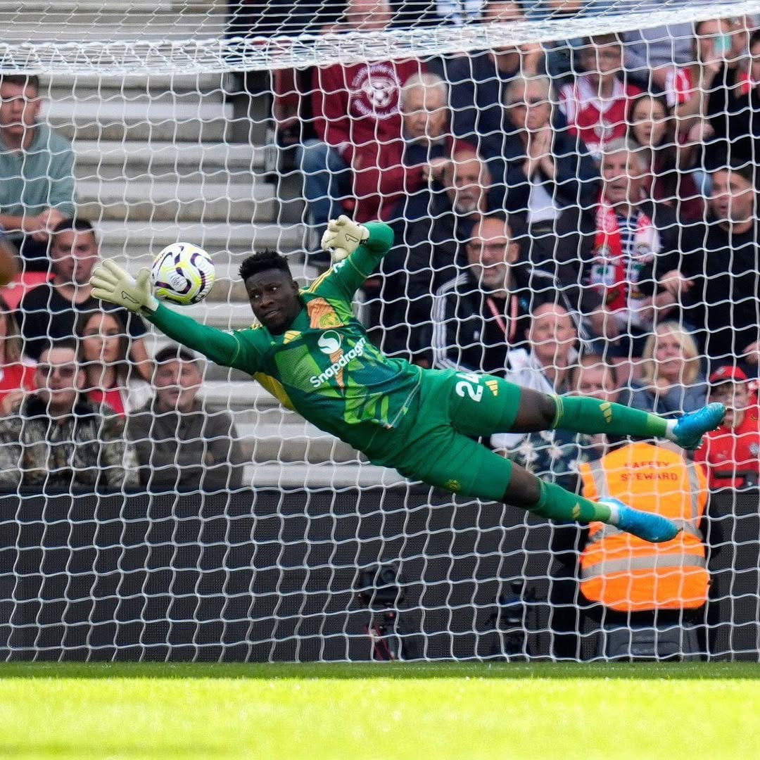 Kiper MU Andr&eacute; Onana resmi ke Trabzonspor