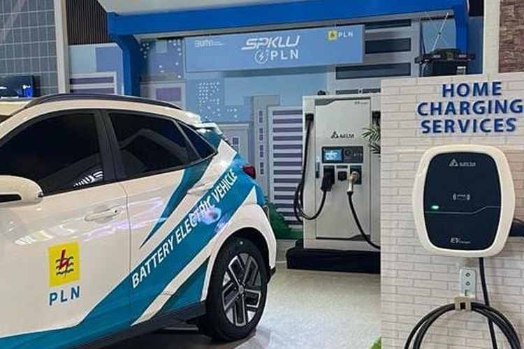 Charging kendaraan listrik