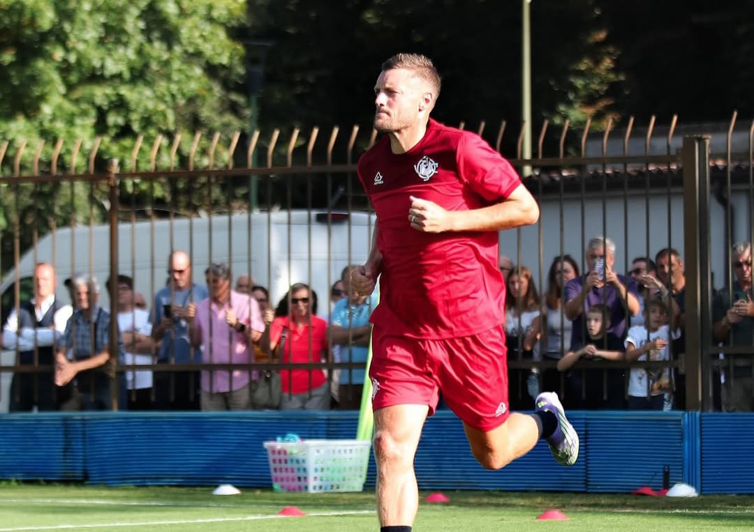 Jamie Vardy saat sesi latihan bersama klub barunya, US Cremonese.